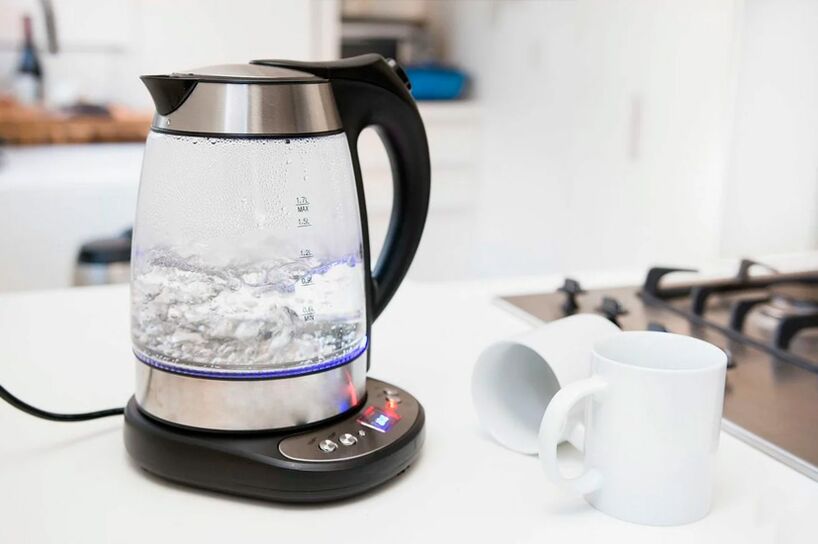 Electric kettle with required amount of water